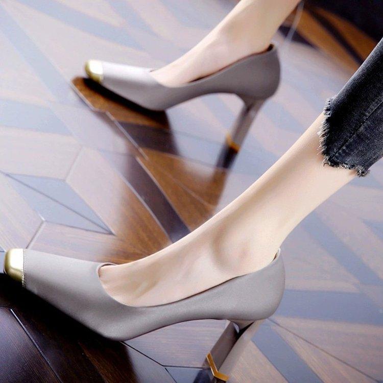 High-End Gray Commuter Square-Toe High-Heeled Shoes for Women, 2025 Autumn New Style, Elegant Color-Blocking Professional Chunky Heel Shoes High-End Gray Commuter Square-Toe High-Heeled Shoes for Women, 2025 Autumn New Style, Elegant Color-Blocking Professional Chunky Heel Shoes
