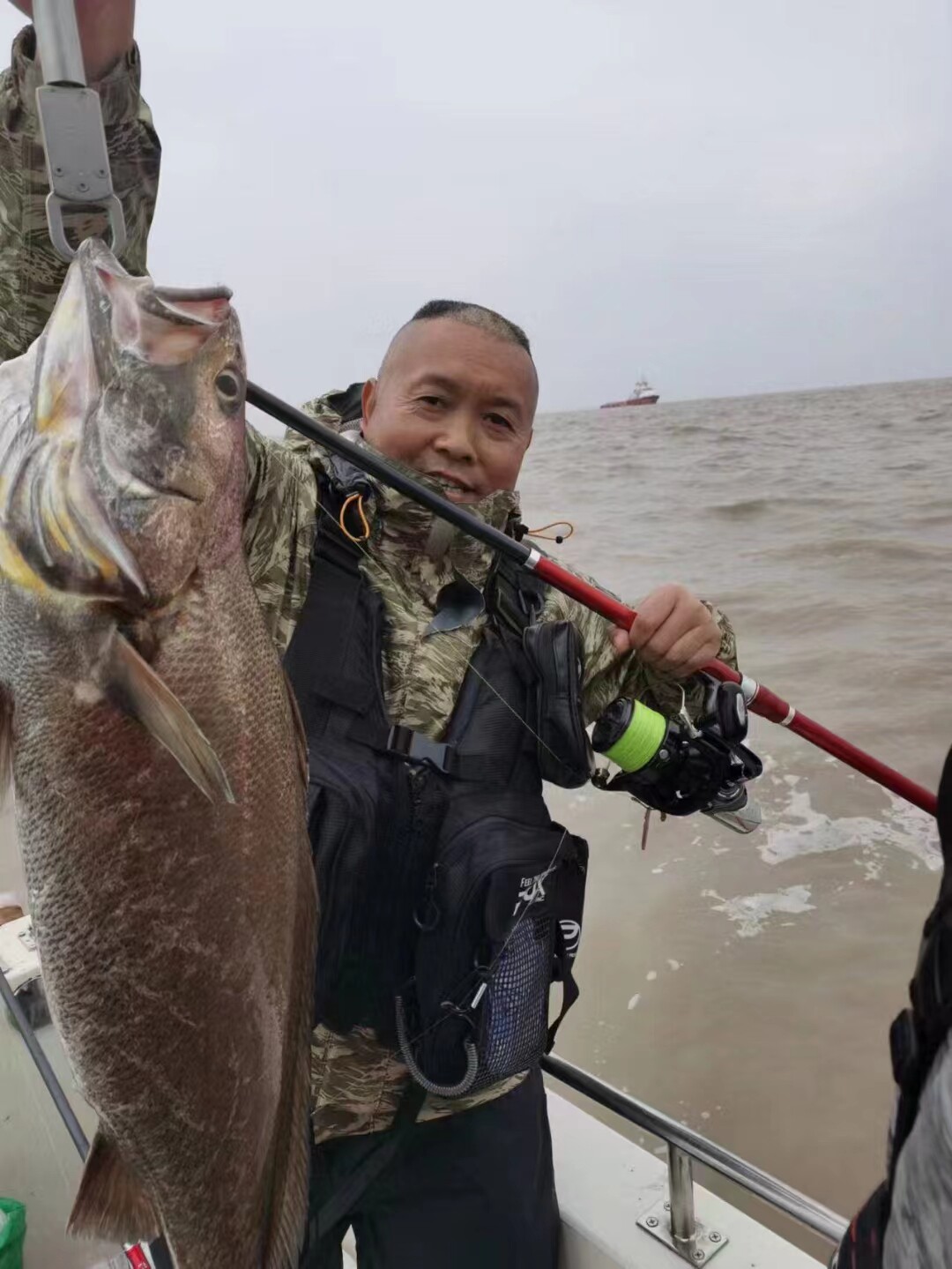 Море удочкой 伊酷达飞影伸缩式远投竿海钓抛竿船钓竿路亚竿岸抛直柄钓鱼杆鲈鱼 Cool