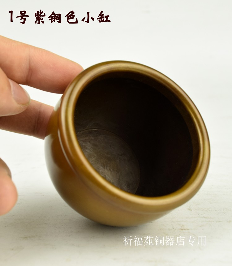 Đồ trang trí bằng đồng nguyên chất đồng thau đúc thủ công may mắn gió nước bể đồng xi lanh nhỏ màu vàng tiền đồng jar mua đồ trang trí phòng ngủ