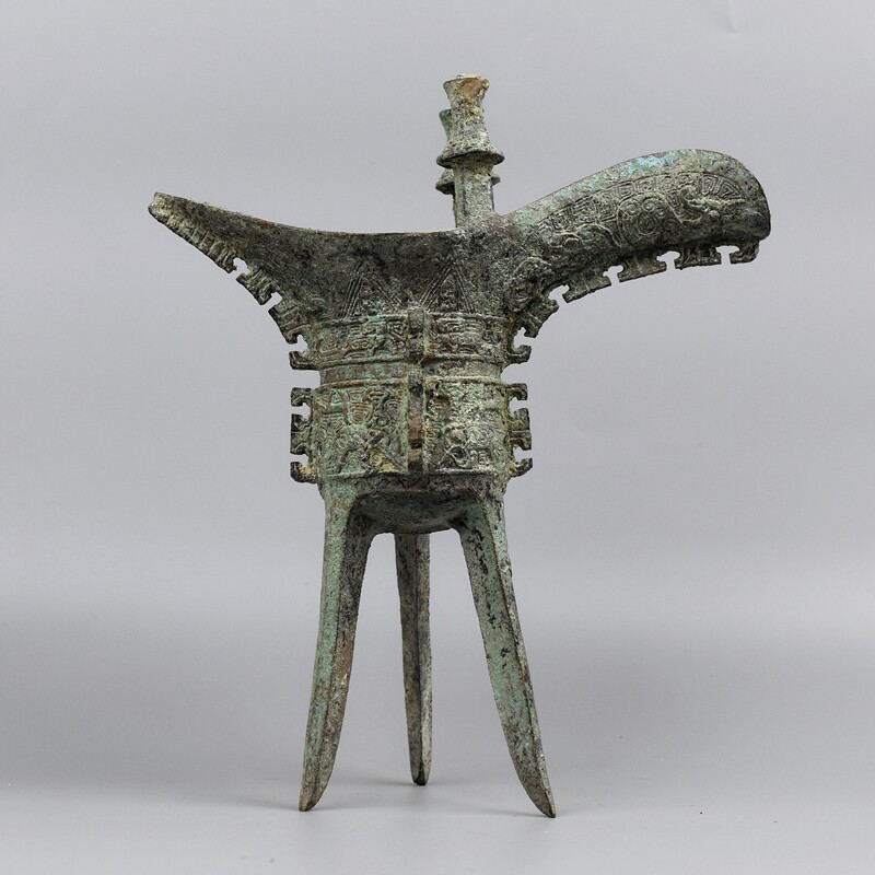 The Ruyi Boutique Qingbronzer Shang Dynasty Late Bronze Baron Cup Women's Three-foot Wine Wine Instrumental Chinese Soft Dress Craft Gift Hem