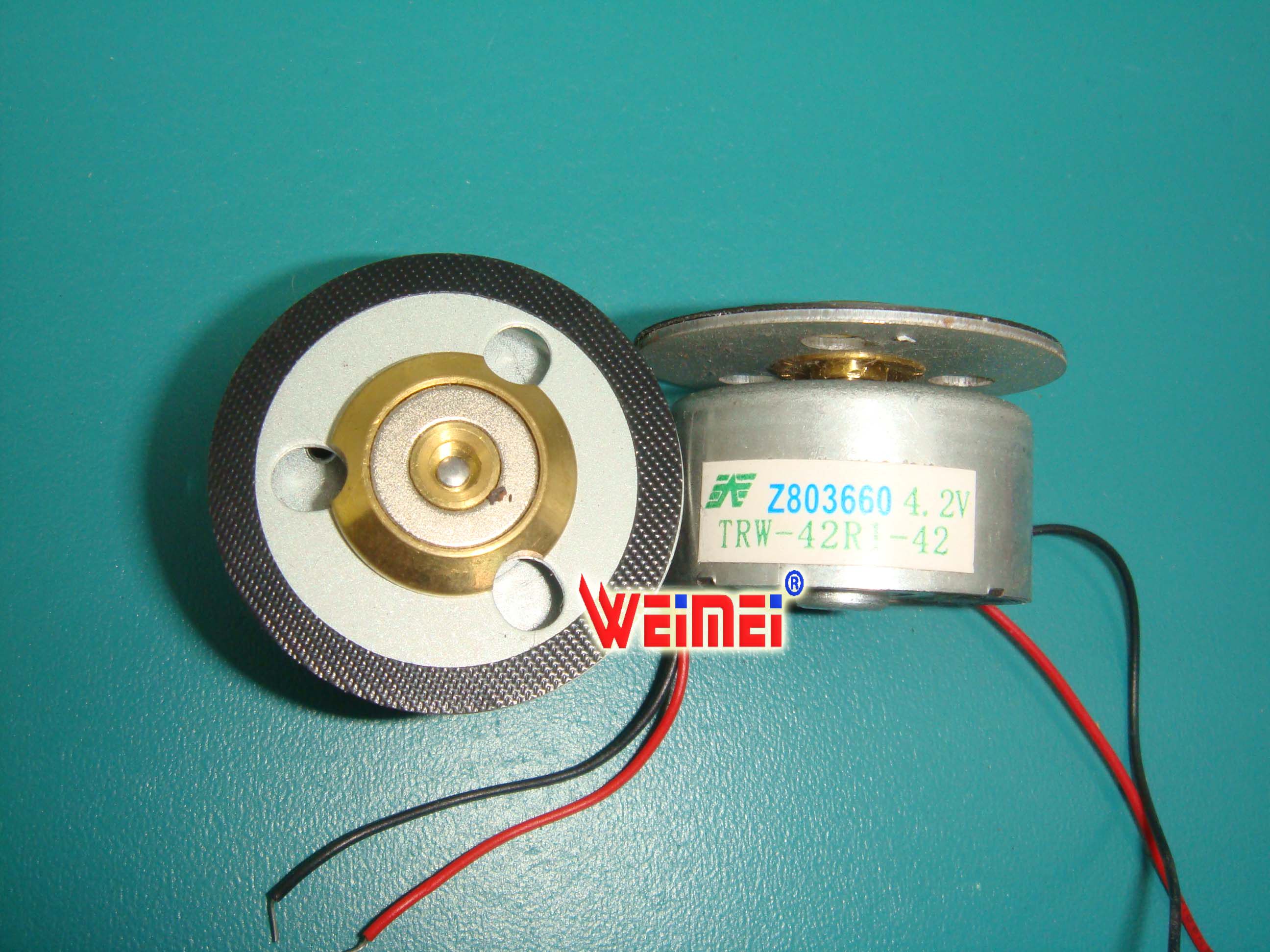 Motor on-board 1200WDVD mechanism 4 2V new spindle copper motor on-board 4 2V motors with magnetic