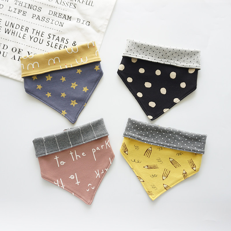 Korean version baby saliva towel cotton baby triangle scarf large boy bib scarf bib kindergarten double-sided model