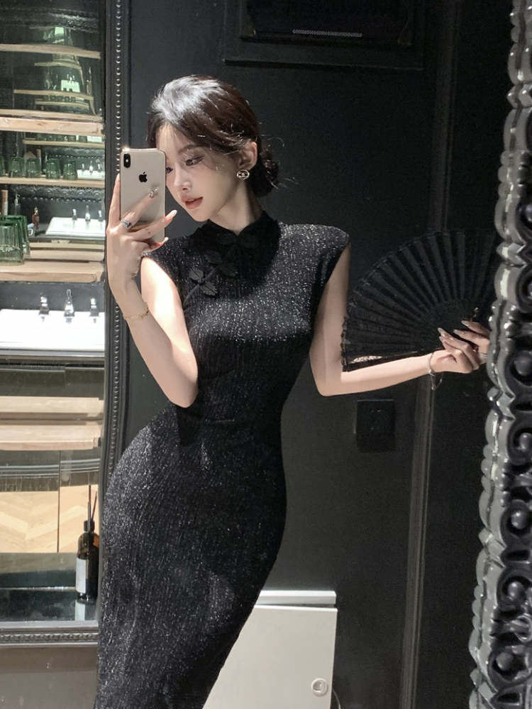  M+Black  