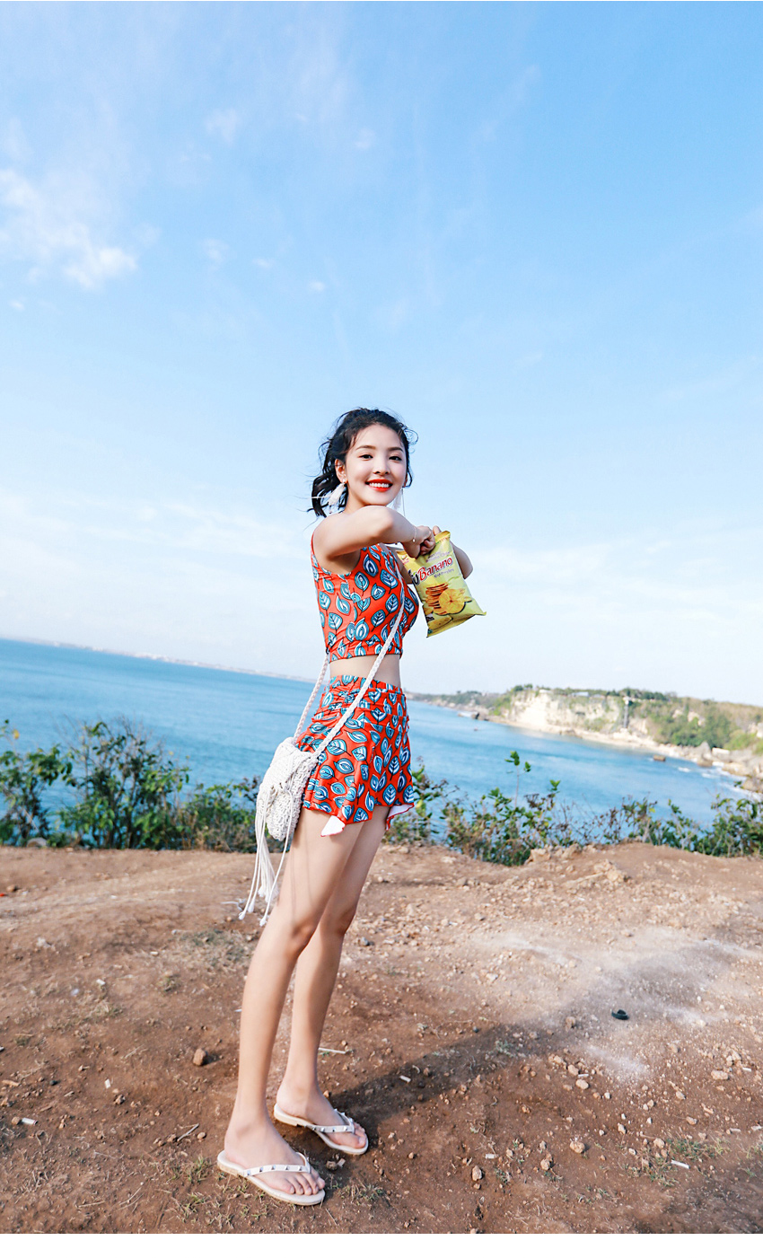 Yi Meishan áo tắm nữ bảo thủ suối nước nóng chia nhỏ tươi Hàn Quốc che bụng mỏng học sinh ngực nhỏ tập hợp áo tắm - Bộ đồ bơi hai mảnh đồ bơi 2 mảnh dáng váy