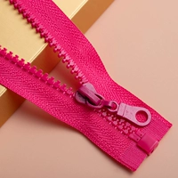 Роза красная длиной 70 см, 10 полосок.