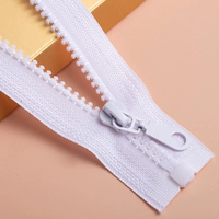 Белые длиной 40 см, 10 полосок.