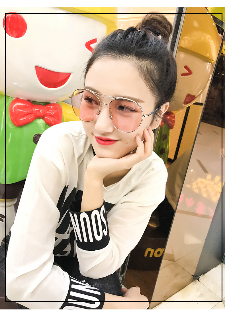2018 phiên bản Hàn Quốc của kính râm màu thạch trong suốt màu hồng nữ thời trang đại dương kính gọng tròn kính chữ v