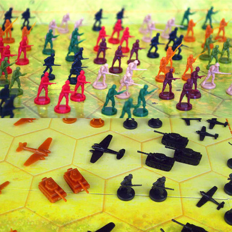 WWII Table Parade Chess Game Chess Pushback Suit ANA Axis and Allied Soldiers Tank Aircraft Cannon Model