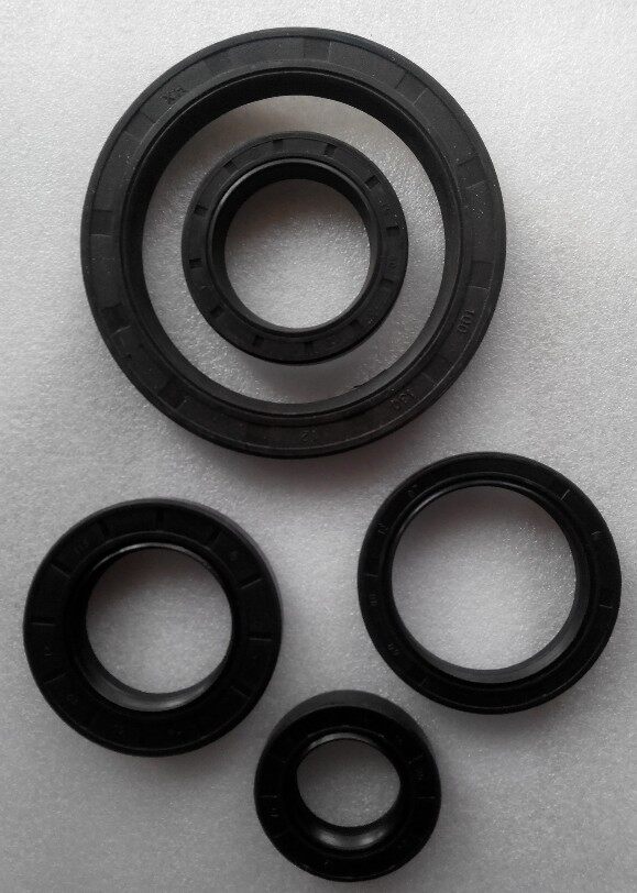 General Jiangjiang River Huai diesel engine starter shaft crankshaft oil seal tractor engineering car loader accessories