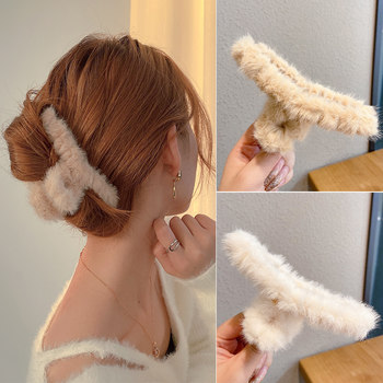 Autumn and winter plush catching clip the back of the head hair catching French temperament large shark clip Korea elegant hairpin hair clip