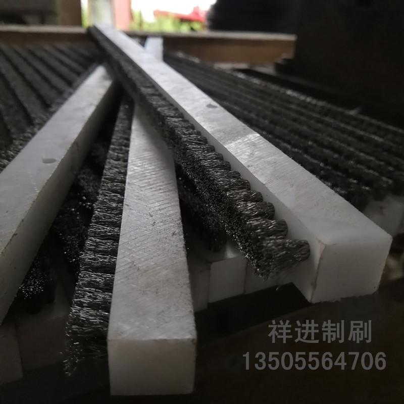 Customize various industrial brushes PVC board brushes PP board-mounted steel wire brushes Stainless steel wire and nylon wire mixed brushes