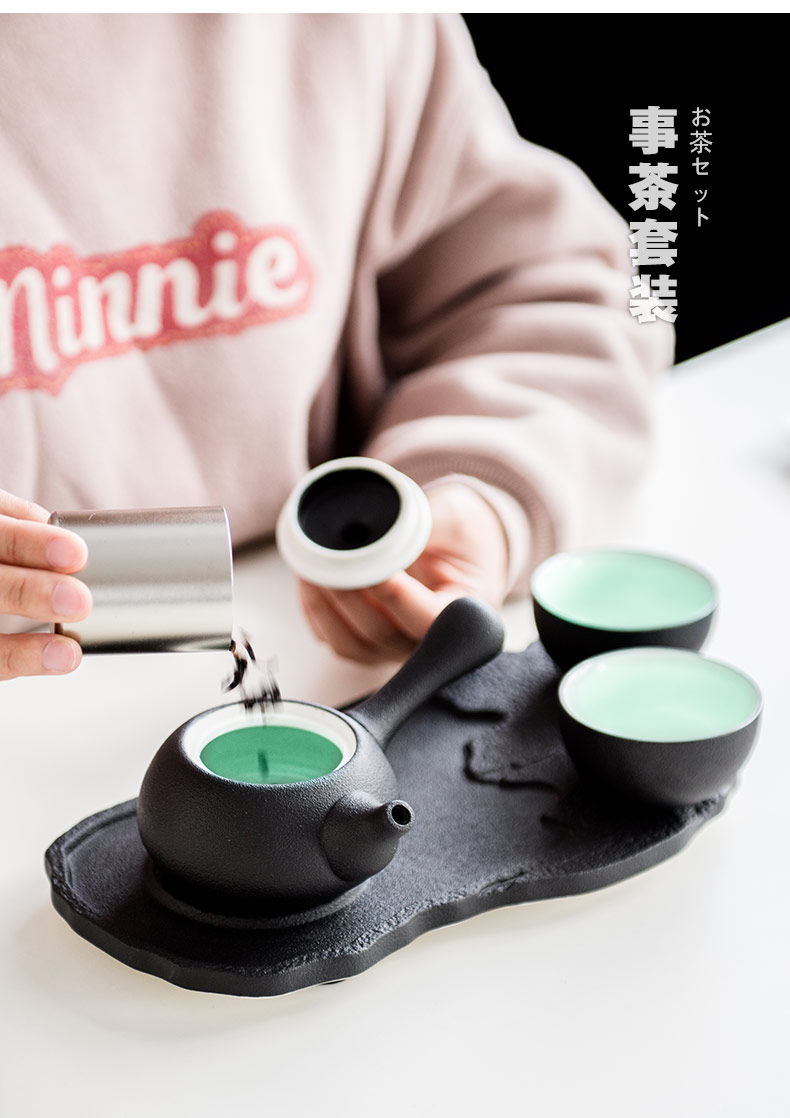 British green side between ink pot of Japanese kung fu tea set ceramic teapot set with a pot of tea tray two cups