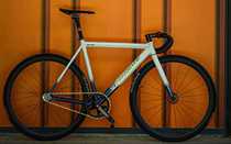 SF singing and friends RX white gradient dead field frame RX aluminum alloy frame student car customization