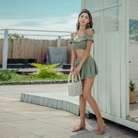 Đồ bơi lộng lẫy nữ in ba mảnh váy xẻ bụng bảo thủ Hàn Quốc suối nước nóng nhỏ gợi cảm 	đồ bơi 2 mảnh short
