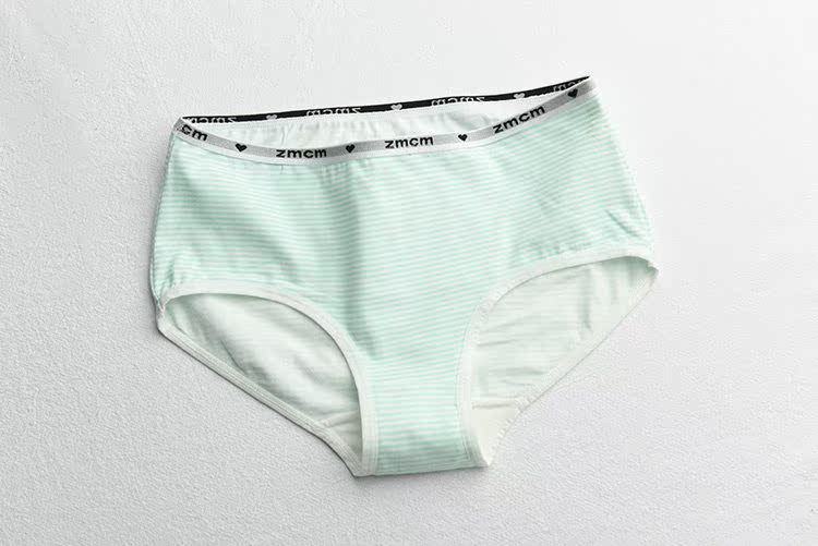 Đơn giản và nhỏ đồ lót của phụ nữ tươi Màu sọc đơn giản Quần lót cotton thể thao phong cách châu Âu và Mỹ Hộp quà tặng quần lót đùi nam