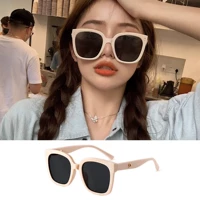 Райс белый кадр серый черный фильм (Дженни).