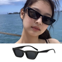 Черная рама серая черная пленка