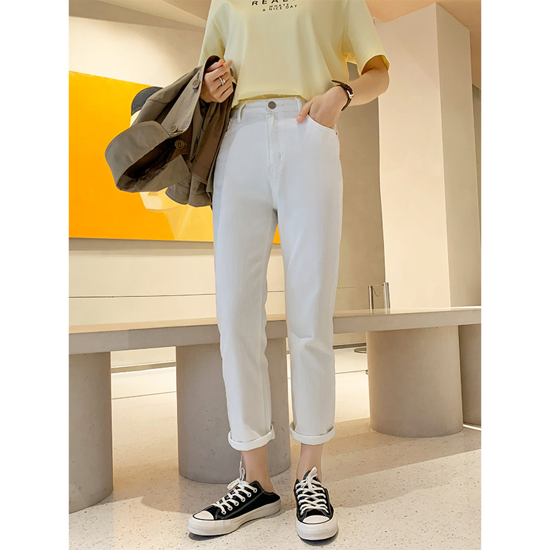 (spot) Personality Baiji ~ white straight jeans women relaxed leisure 2021 new high waist nine pants