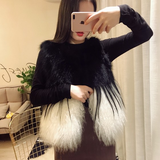 2023 new fur vest whole leather beach wool coat women's lamb wool curly raccoon fur vest short style