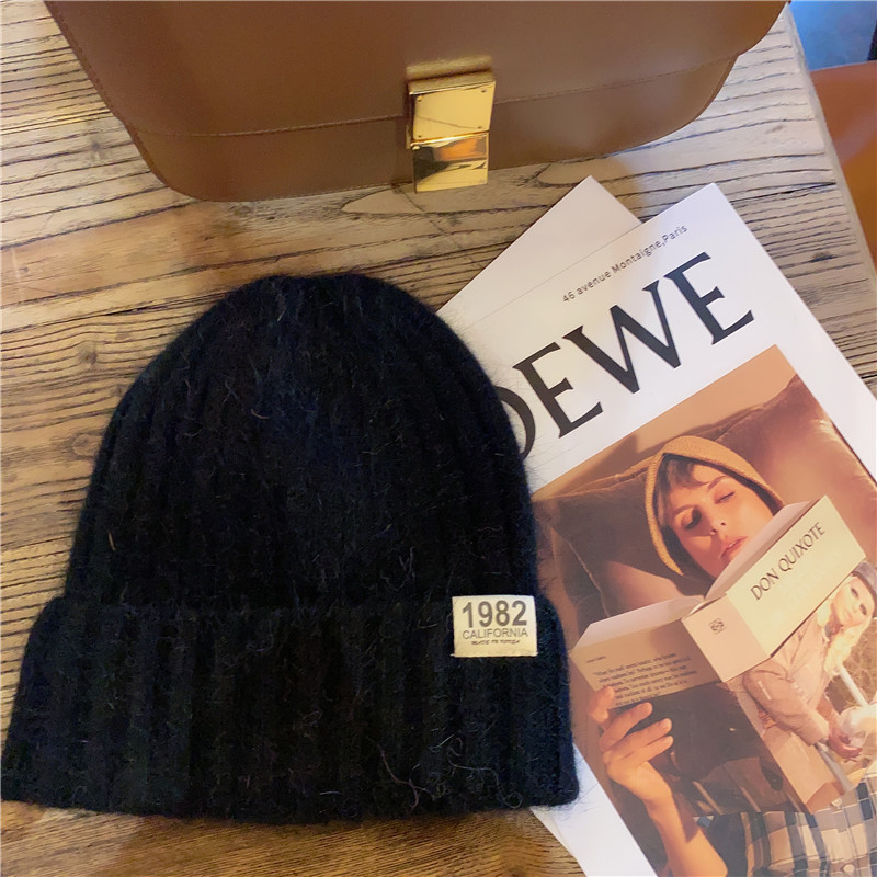 Women's Cute Solid Color Eaveless Wool Cap display picture 12