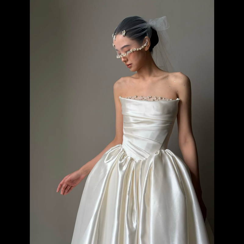 Strapless Satin Light Wedding Dress for Brides 2026 New Style Simple High-End Texture White Wedding Gown for Welcoming Guests Strapless Satin Light Wedding Dress for Brides 2026 New Style Simple High-End Texture White Wedding Gown for Welcoming Guests