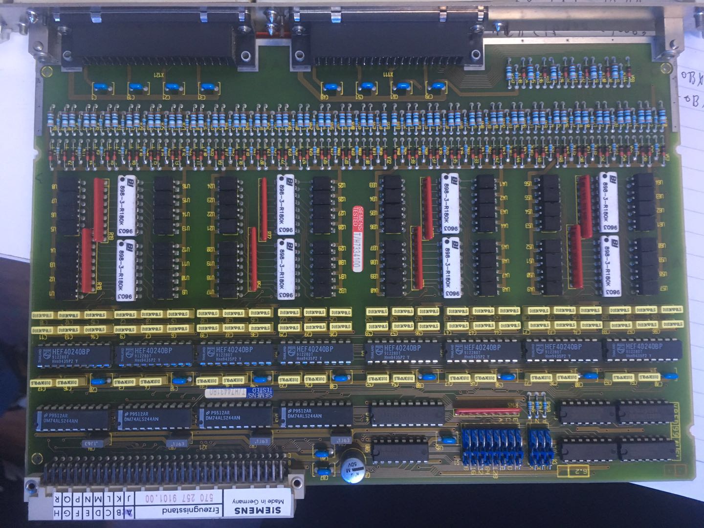 Dismantling machine Siemens 6FX1125-7BA01 in kind shooting for good quality assurance