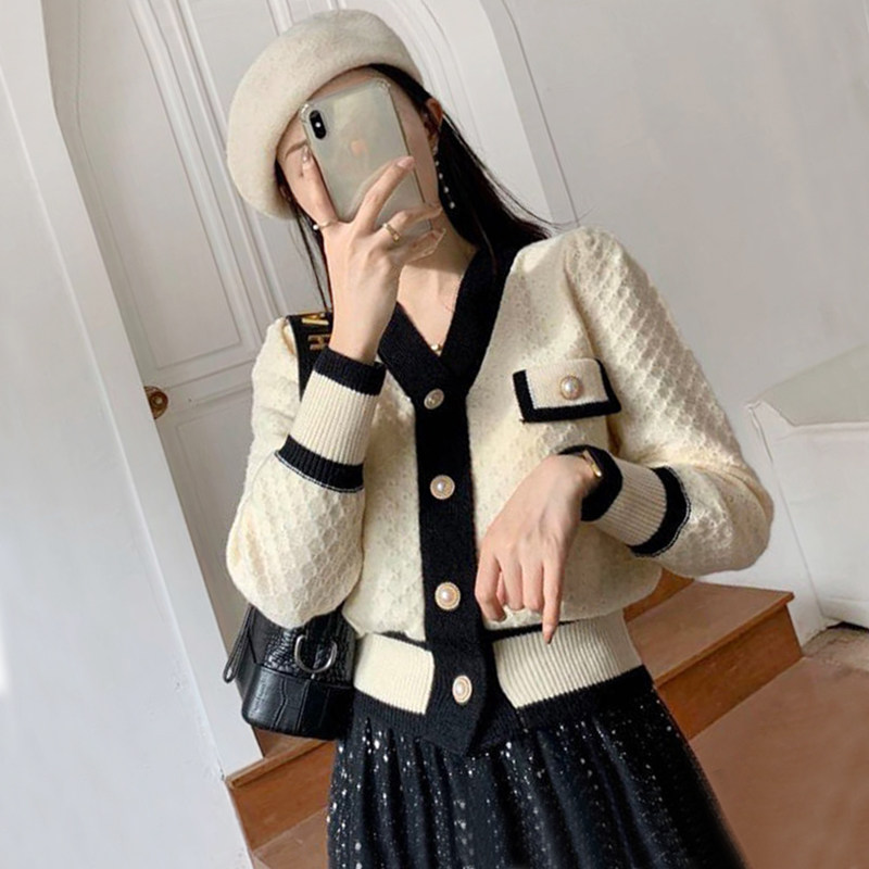 Small fragrance knitted sweater coat female winter short celebrity loose sweater 2022 new thick coat spring and autumn