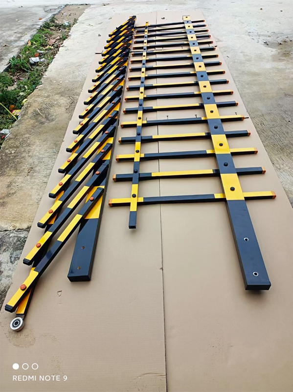 Red Door Fence Pole Parking Lot Gate Pole Gate Railing Community Toll Pole Parking Lot Adjustable Pole Garage Railing