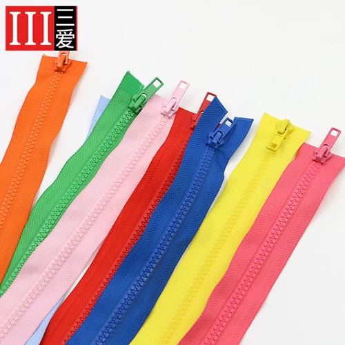 Куртка с молнией, пуховик, спальный мешок, сумка с аксессуарами, 1м