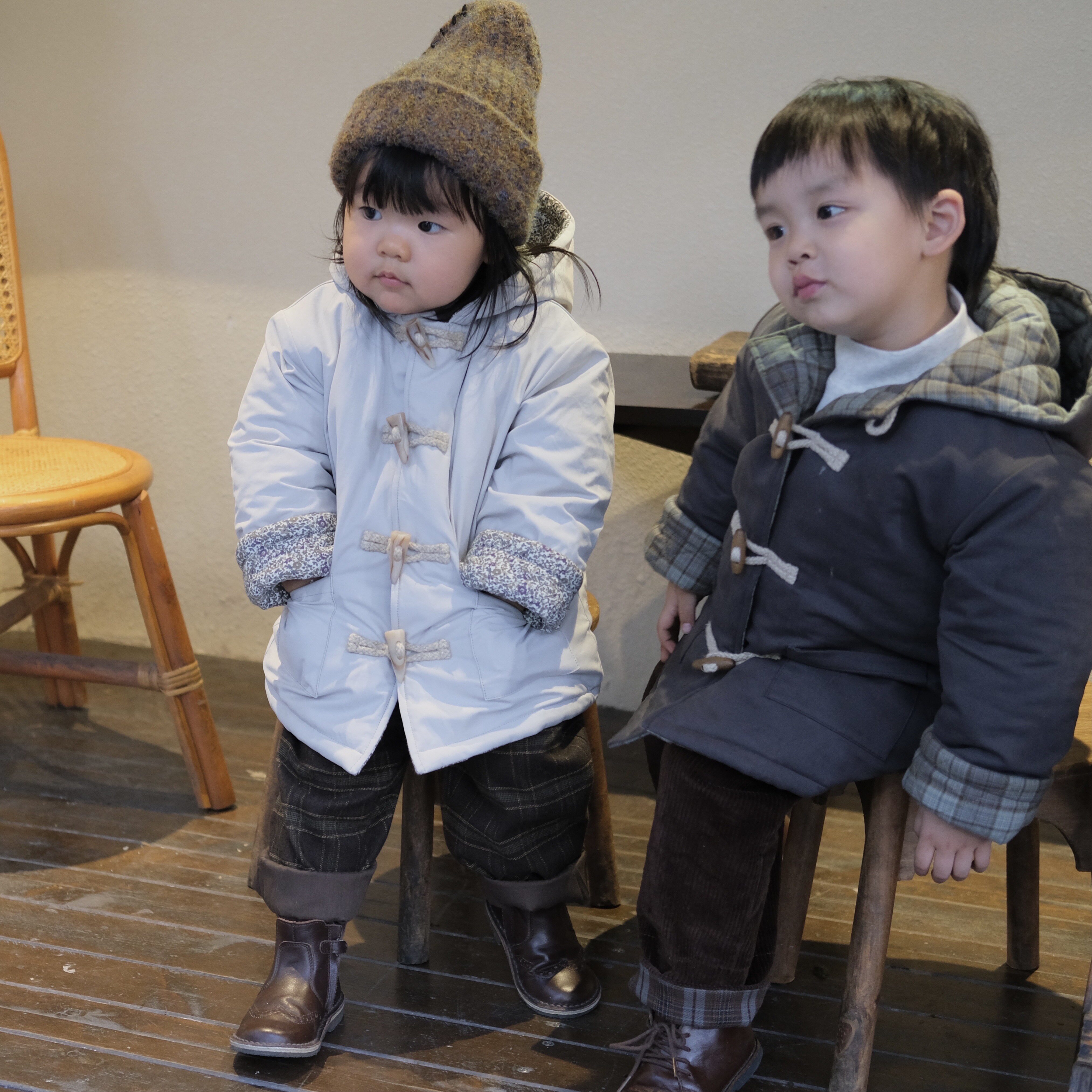 unreal 21aw two-coloured horn button cotton clot