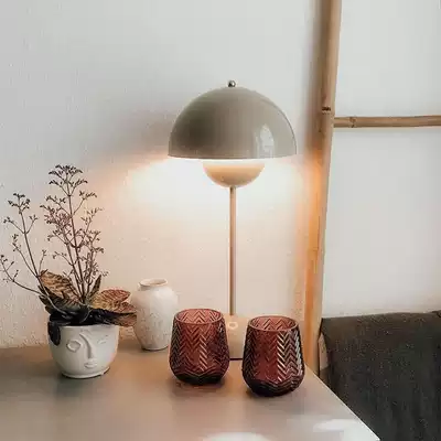 KisKim Nordic retro mushroom bud light Bedroom creative ins Light luxury bed head study household table lamp decoration