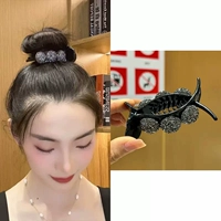 Три черных шарика