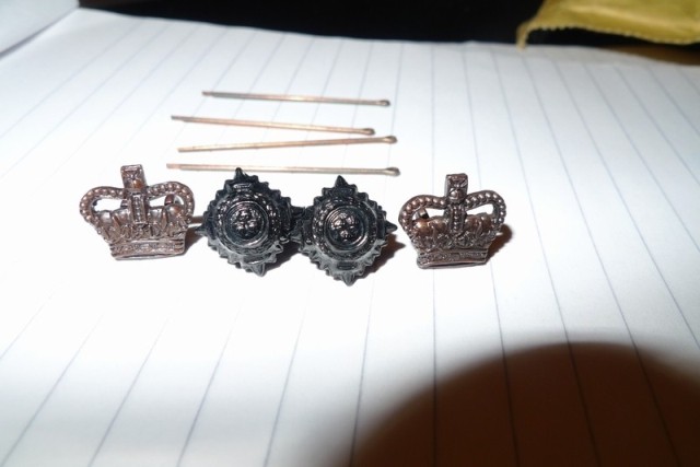 Brand new British Army Edition Army Changwear Military rank hardware 1 pair