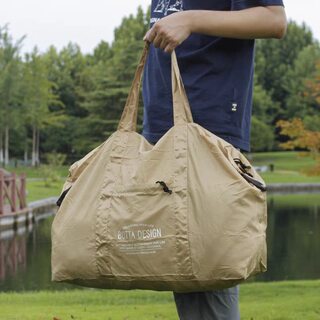 Ultra-light, large capacity short-distance travel spare package