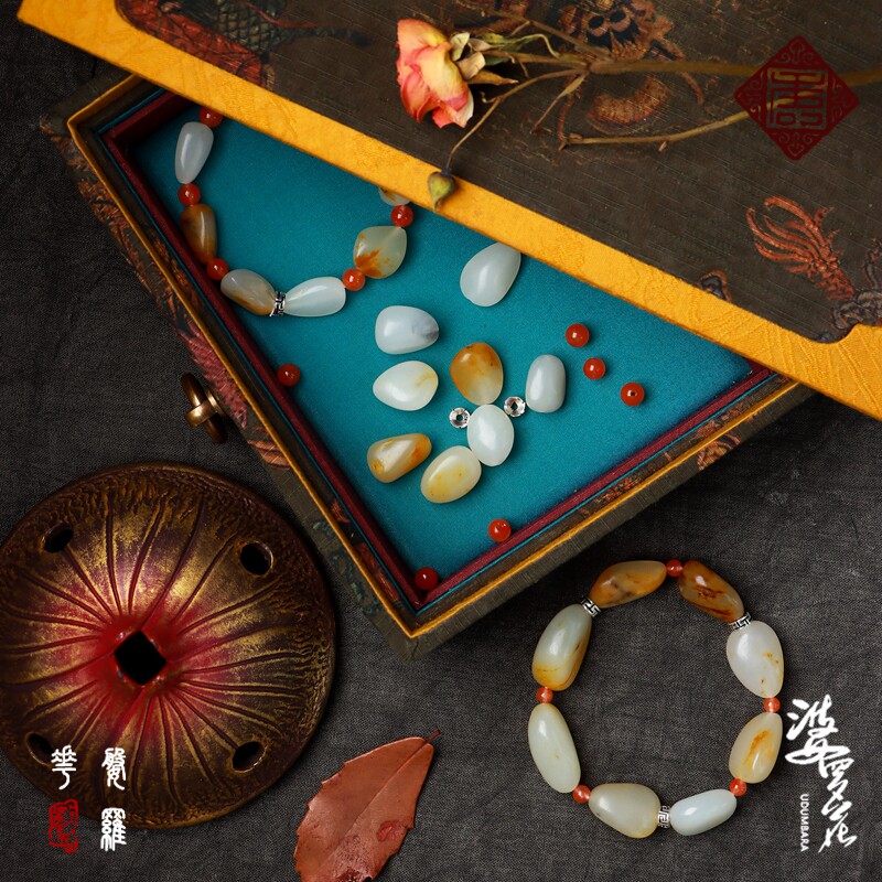 (Bora flower) Xinjiang and Tian Yuseed stock jade handmade raw seed raw stone one-seed lady's hand strings original leather primary color