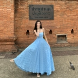 Потрясающее пляжное платье, дофаминово-синее платье без бретелек с открытой спиной, элегантная длинная юбка, элегантный стиль морского курорта.