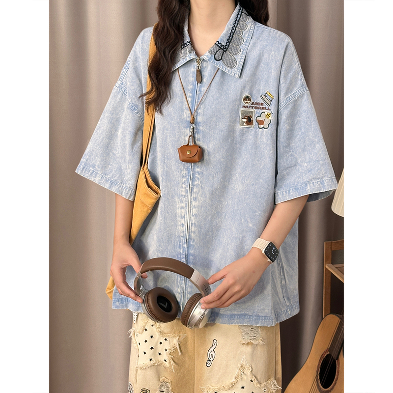 Soldout Original American Retro Denim Short-Sleeved Shirt for Women in Summer, Loose Casual Design Zipper Shirt Soldout Original American Retro Denim Short-Sleeved Shirt for Women in Summer, Loose Casual Design Zipper Shirt