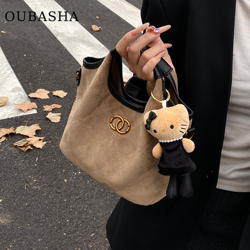 Высококачественная текстура, супер-огонь, изысканная маленькая сумка, женская новинка 2025 года, осенне-зимняя легкая роскошная нишевая сумочка, сумка-мессенджер