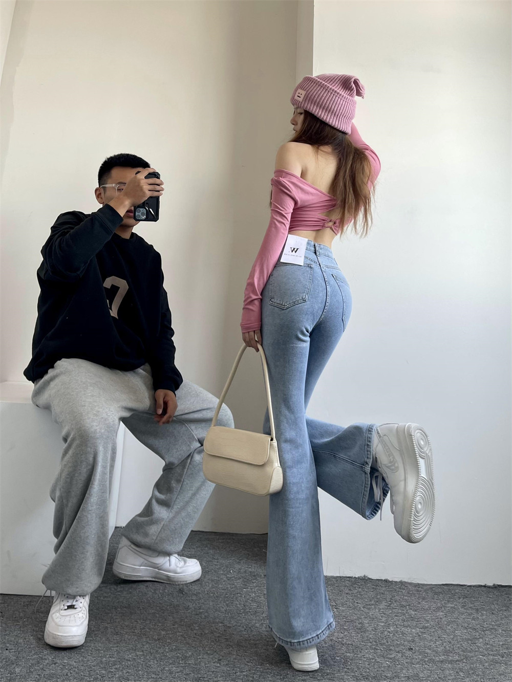 Town store's treasure light blue base Elastic Micro Horn Jeans Long Pants Woman Tug Giant Waist Horseshoe Pants Spring