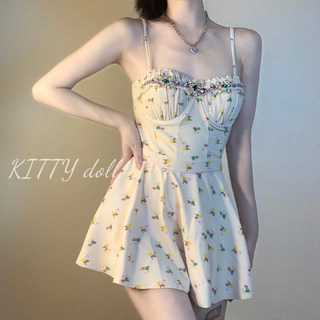 2025 New Popular One-Piece Swimsuit for Women, Pure and Alluring Style, High-End and Sexy, Suitable for Slightly Chubby Girls to Cover Their Figure