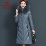 Пуховик, длинная зимняя куртка с пухом для матери, для среднего возраста, коллекция 2021, средней длины, большой размер