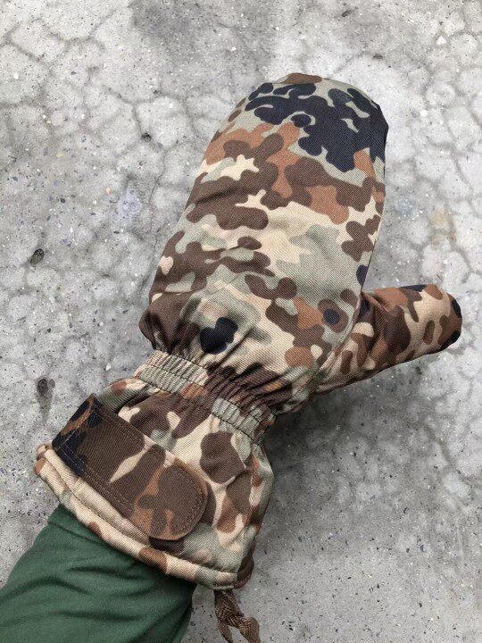 Winter camouflage mittens two-finger riding gloves cold-proof and warm 03 outer gloves military fans outdoor patrol duty