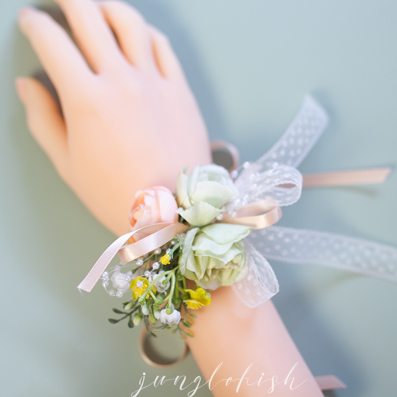 Green & Wrist Flower-Forest Department Watercolor powder bride Bridesmaid Wrist flower groom Lapel flower Sternal flower wedding ceremony External shot prop Europe and America
