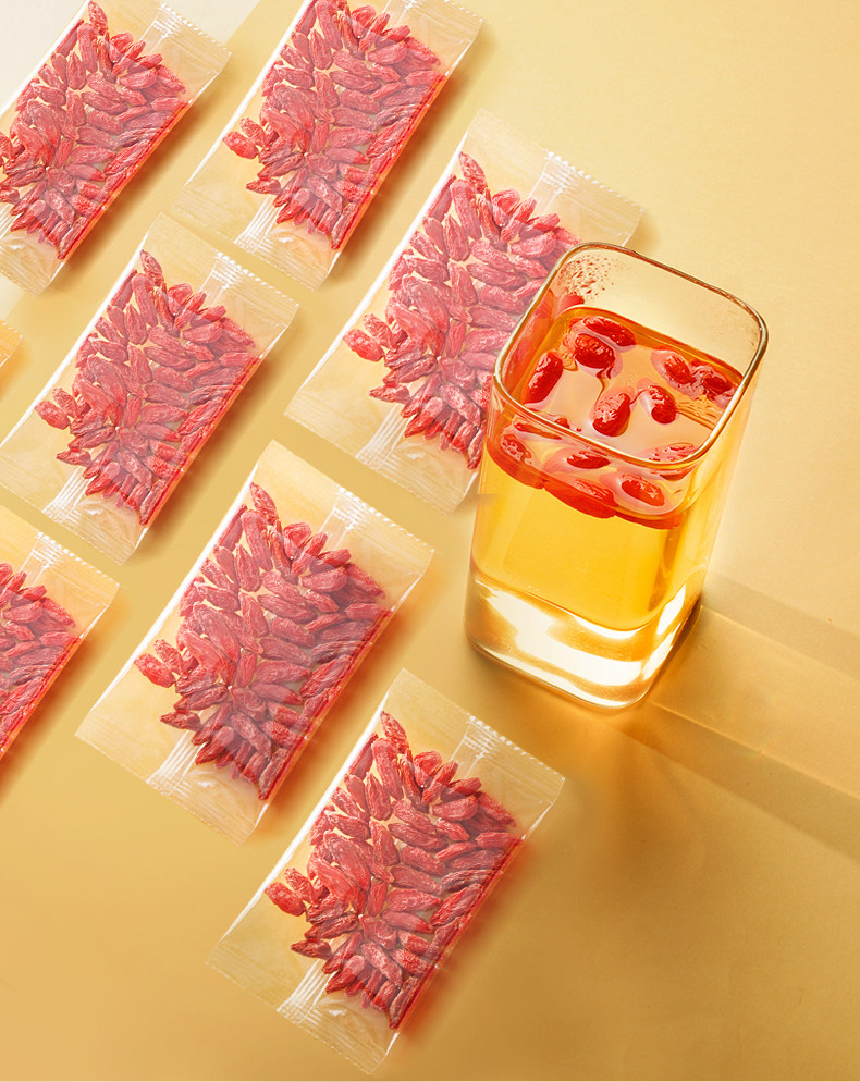 Красная коробка прозрачная bag_03.jpg