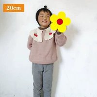 В форме цветка, желтый, 20см