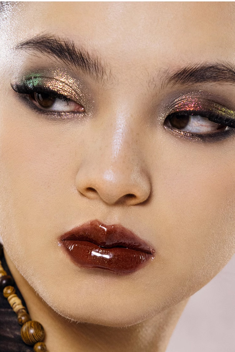 【中國直郵】Girlcult苗疆女巫幻鏡唇蜜鏡面唇蜜廢土滋潤成膜鏡面水光唇釉 #J806廢土