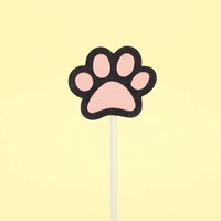 Флаг вставки лапы черной кошки