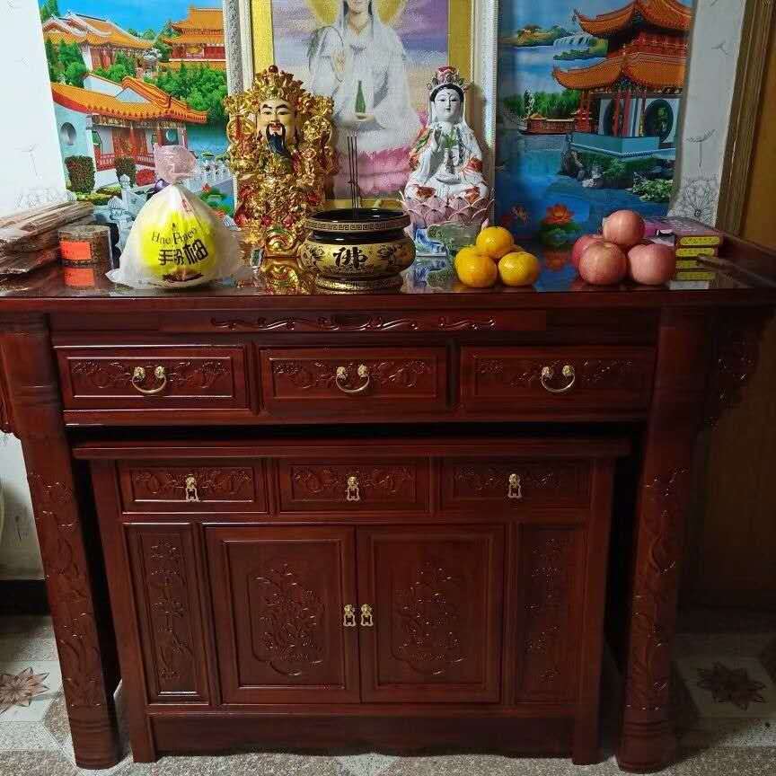 Bàn gỗ rắn đặt tủ bàn kết hợp Bàn thần cho Đài Loan bàn cống Caishen bàn cổ tích tượng phật bàn bàn Guanyin cung cấp đặc biệt - Bàn bàn tròn nhỏ