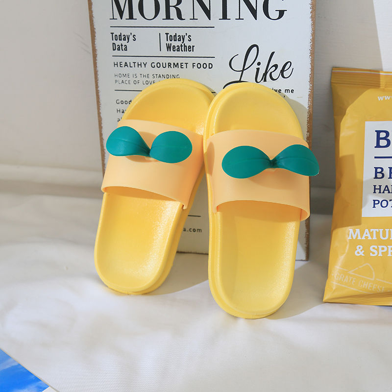 Summer cute children slippers boy's parents and children indoors cute skiing children slippers girls sandals