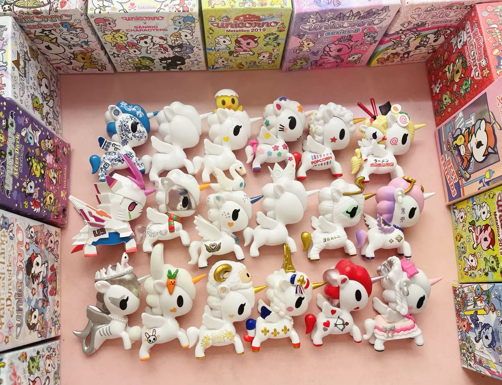 Tokidoki единорог зверь слепой ящик белый чистый морской кролик лебедь снеговик садовник радуга